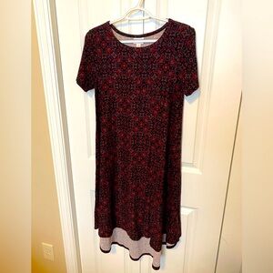 LuLaRoe Carly dress black red gray print size XS